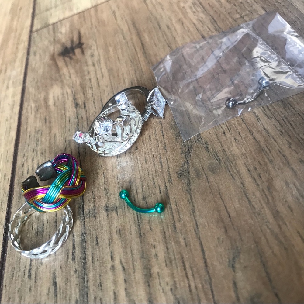 ❌SOLD❌Jewelry Bundle - Picture 1 of 4